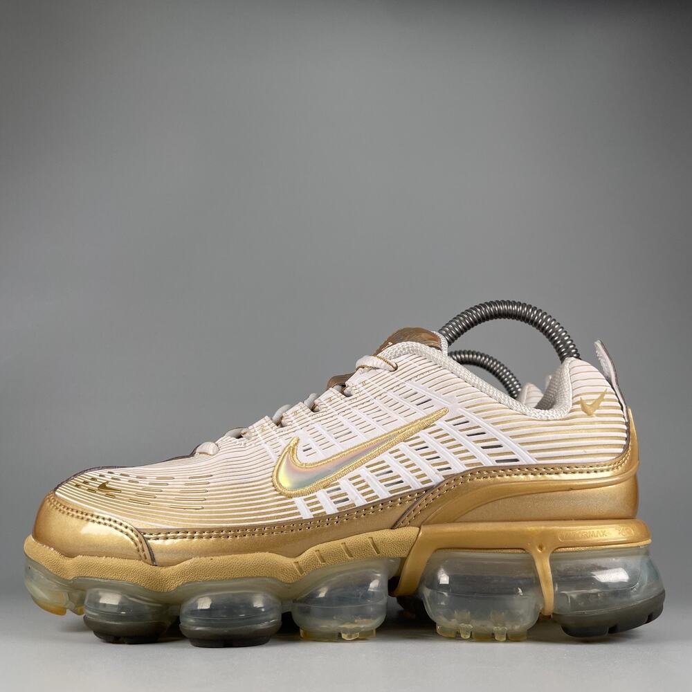 Nike Air VaporMax 360 Women's 8.5 White Metallic Gold Running Sneakers Shoes EUC